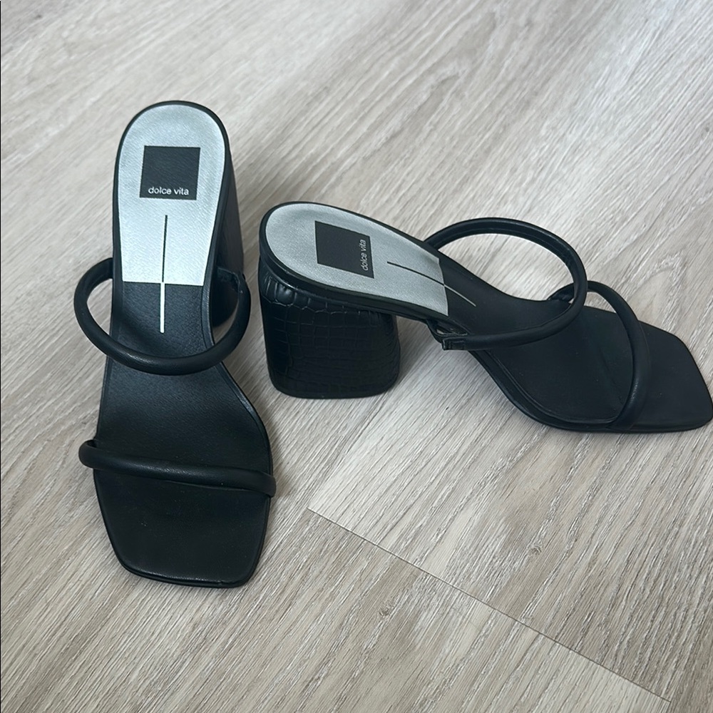 Dolce Vita Black Block Heel Sandals size 10
